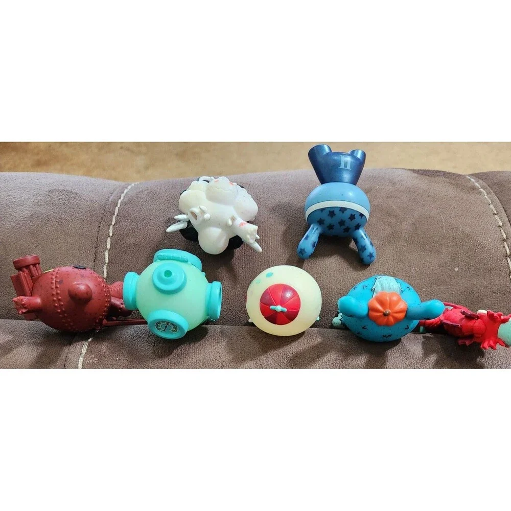 Lot of 7 Kidrobot dunny Vinyl Figures Incomplete (no pumpkin,no other accessorie